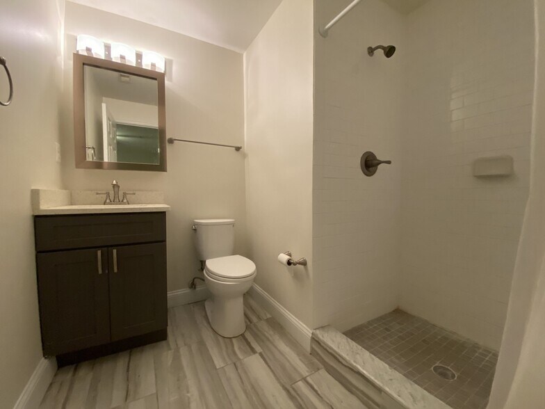 Building Photo - 3021 15th St NW