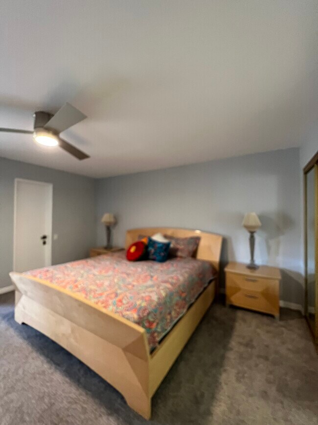 bedroom 2 - 2017 Normandy Ct