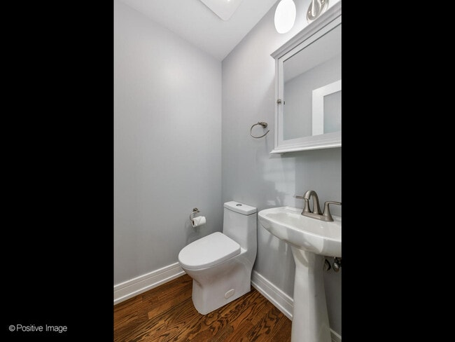 Building Photo - 7225 E Prairie Rd