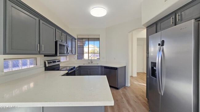 Building Photo - 11421 W Pima St