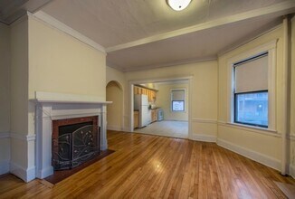 Building Photo - NO FEE!!   PRIME LOCATION!!!  COOLIDGE CORNER 4 BED/2 BATH FOR 9/1!!!!