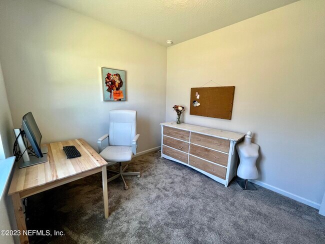 Building Photo - 2274 Lincoln Sendero Trail
