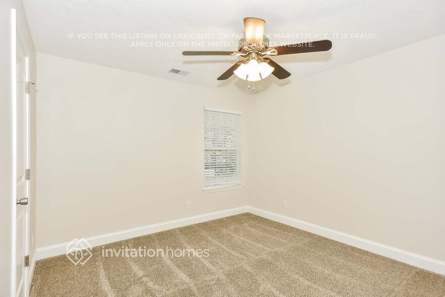 Building Photo - 216 Dimaggio Dr