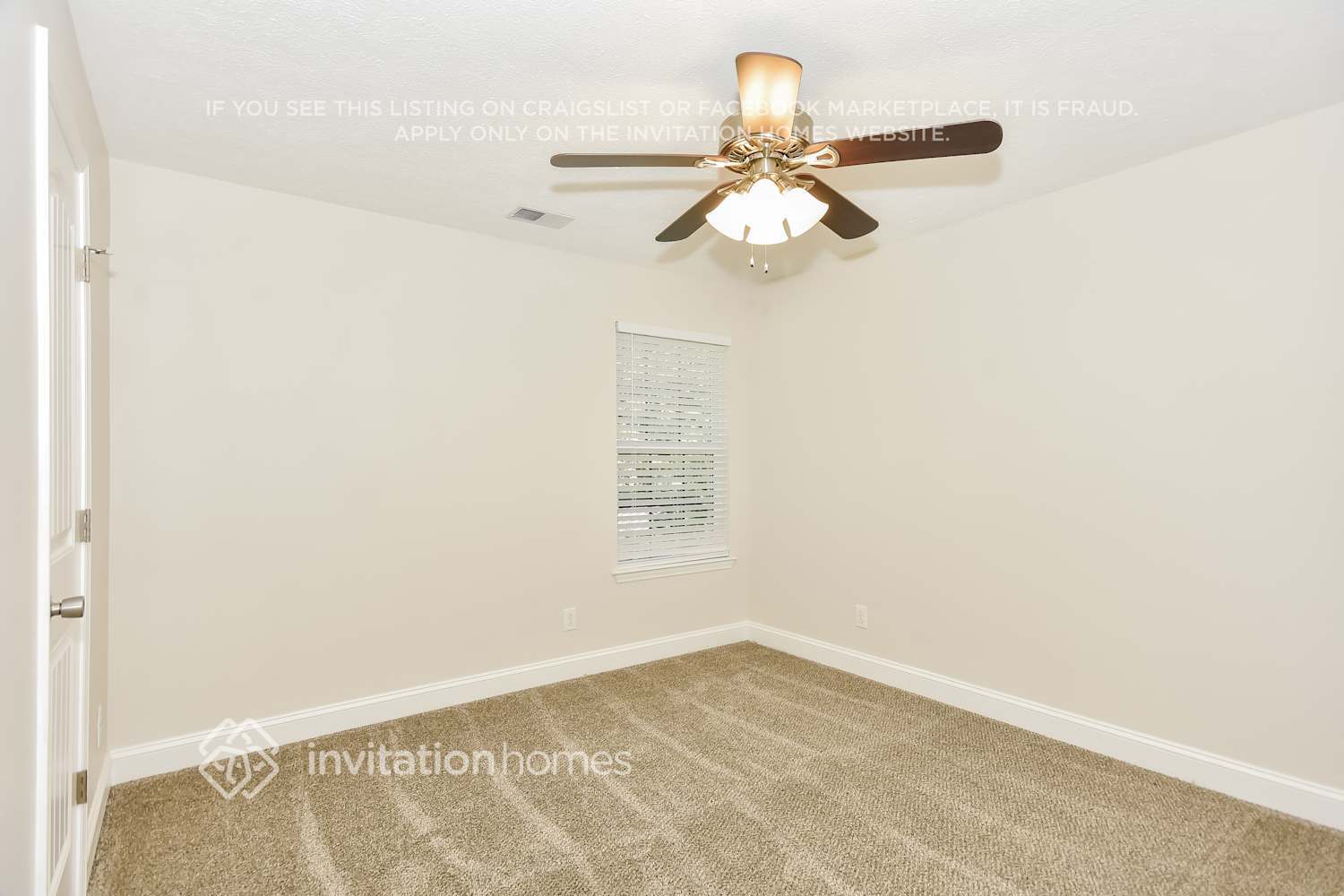Building Photo - 216 Dimaggio Dr