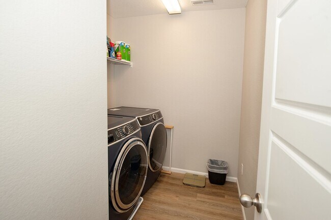Building Photo - FURNISHED/PARTIALLY FURNISHED NEW HOME | 5...