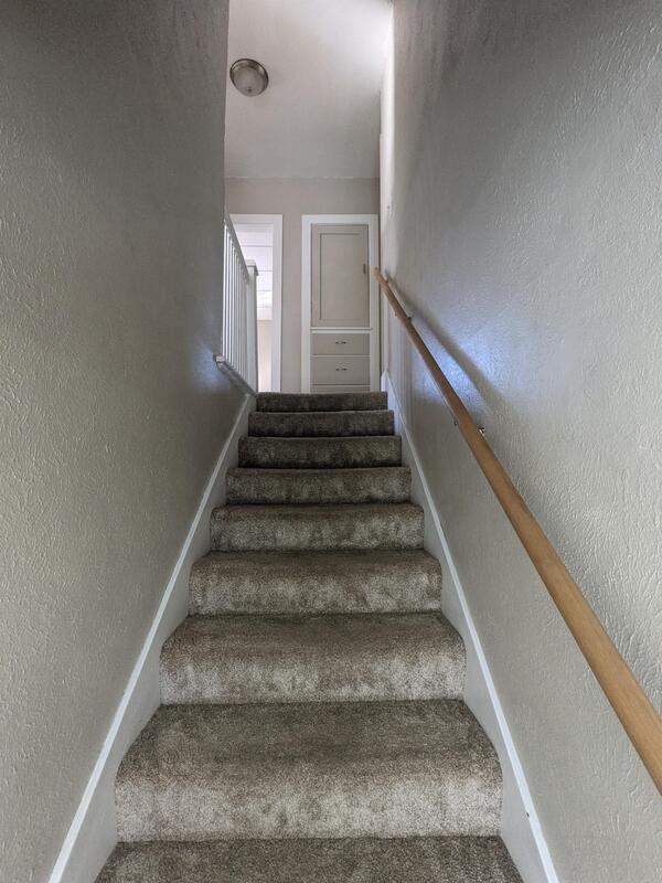 Building Photo - 402 2nd Ave