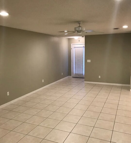 Building Photo - 104 Andalusia Rd