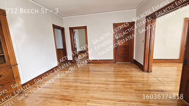 Building Photo - 712 Beech St