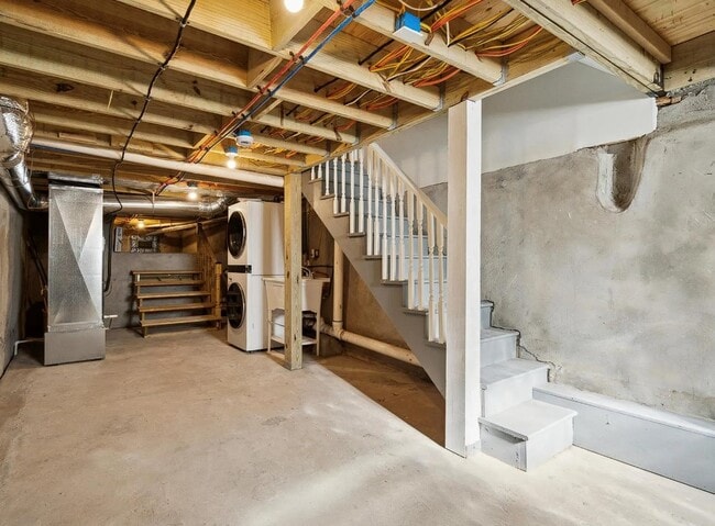 Building Photo - 3839 Melon St