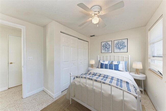 Building Photo - 2253 Arlington St