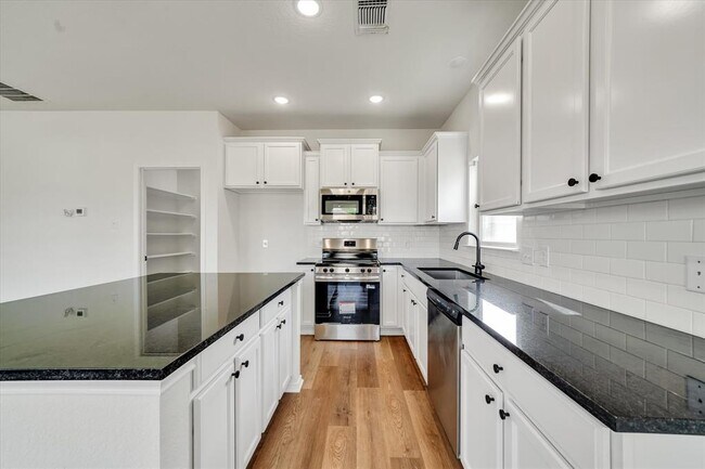 Building Photo - 1109 Ibis Falls Loop