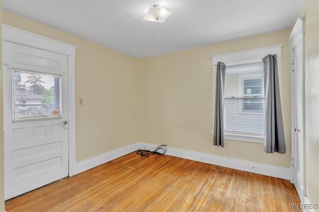 Building Photo - 228 Highgate Ave