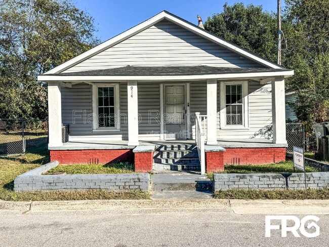 Primary Photo - 914 Seaboard St
