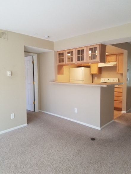 Building Photo - 9212 E Arbor Cir