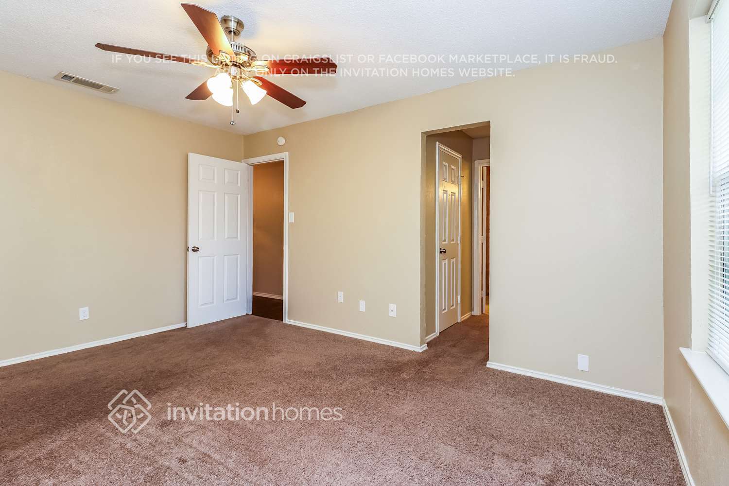 Building Photo - 4719 Crest Dr