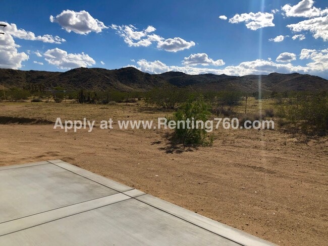 Building Photo - Modern & Updated 1 Bed Home!!!