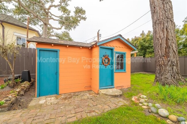 Building Photo - 940 14th St