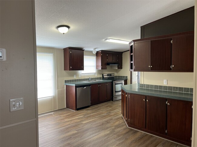 Building Photo - 16524 Spring Rain Ct
