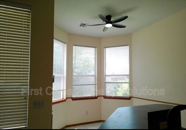 Building Photo - 2208 SW 138th St