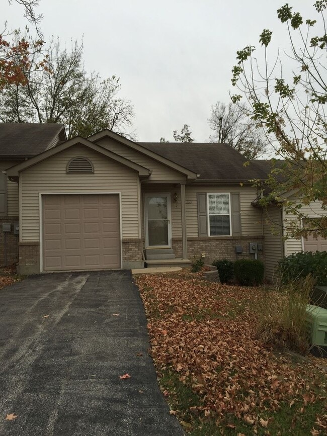 Building Photo - 2320 Willows Ct