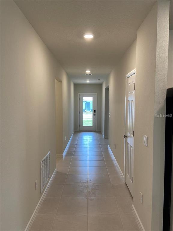 Building Photo - 1575 Aspen Ave