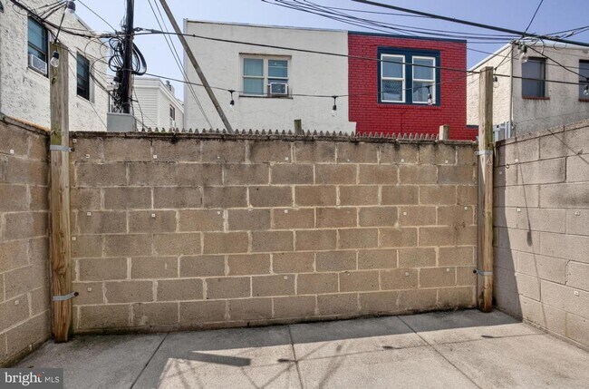 Building Photo - 1202 Gerritt St