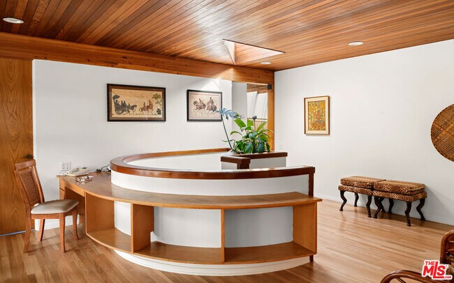 Building Photo - 24638 Malibu Rd