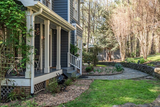 Building Photo - Get March Free!! Charming Home on Large Lot in Chapel Hill!