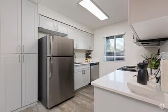 Building Photo - Reveal