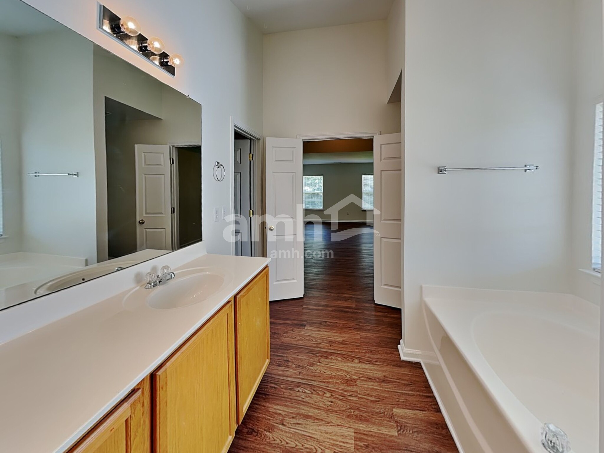 Building Photo - 6726 Centerline Dr