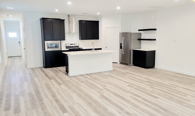 Building Photo - 12236 City Rose Ct