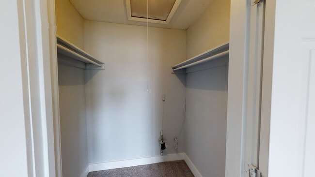 Walk In Closet - GreenRock Estates