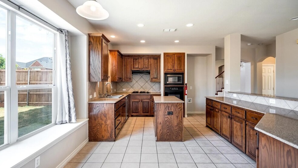 Kitchen - 4305 Orchard Gate Ln
