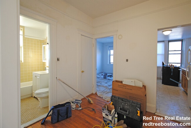 Building Photo - 24 Colborne Rd