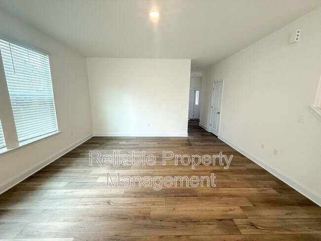Building Photo - 32 Honeydew Wy