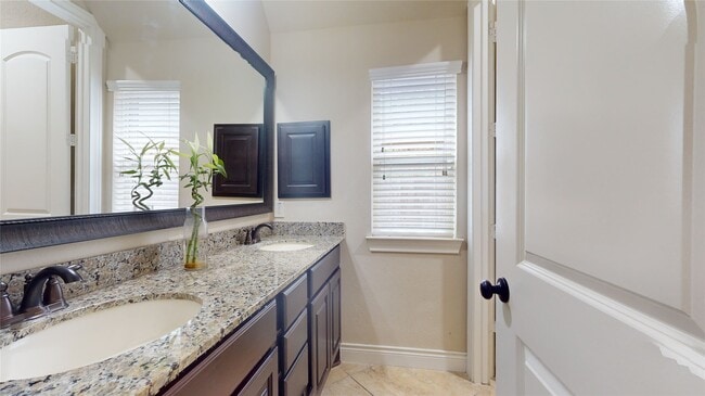 Building Photo - 29127 Crested Butte Dr