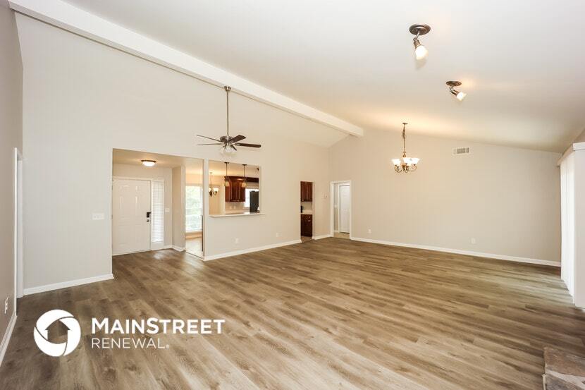Building Photo - 1815 Quailwood Dr