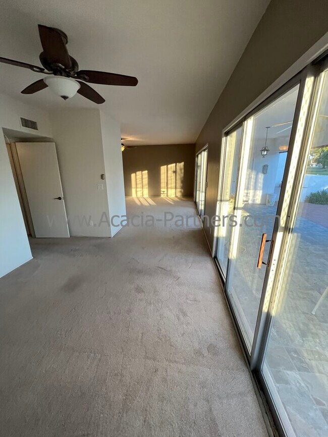 Building Photo - Dorado Country Club Estates