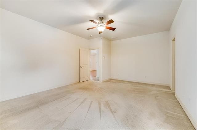 Building Photo - 2903 Holly Ln