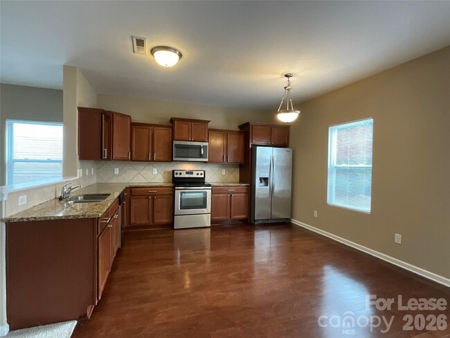 Building Photo - 3830 Broadview Lane