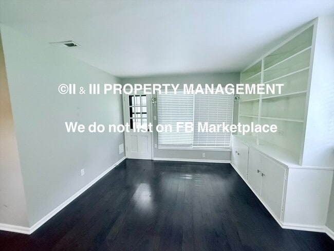 Building Photo - 5504 W 79th St
