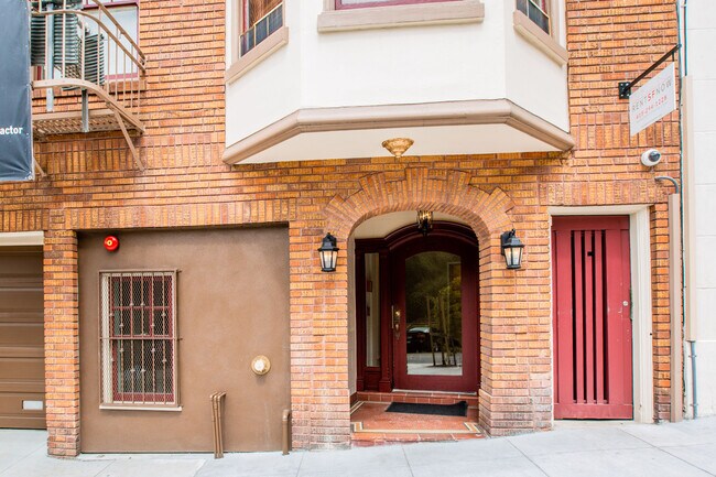 Building Photo - 65 Buena Vista