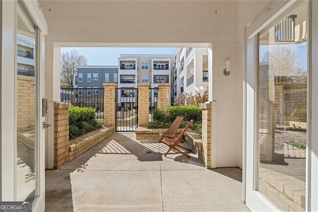 Building Photo - 870 Inman Vlg Pkwy NE