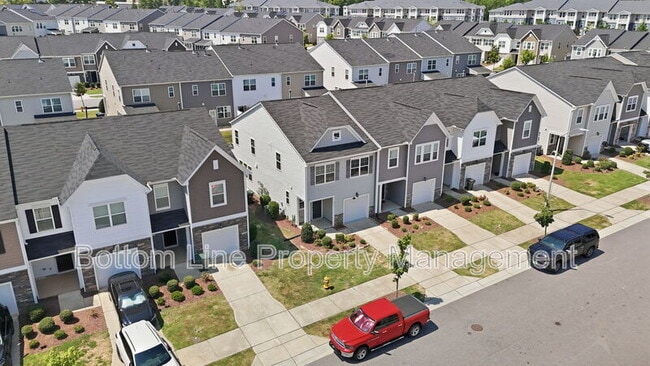Building Photo - 6331 Andante Ave