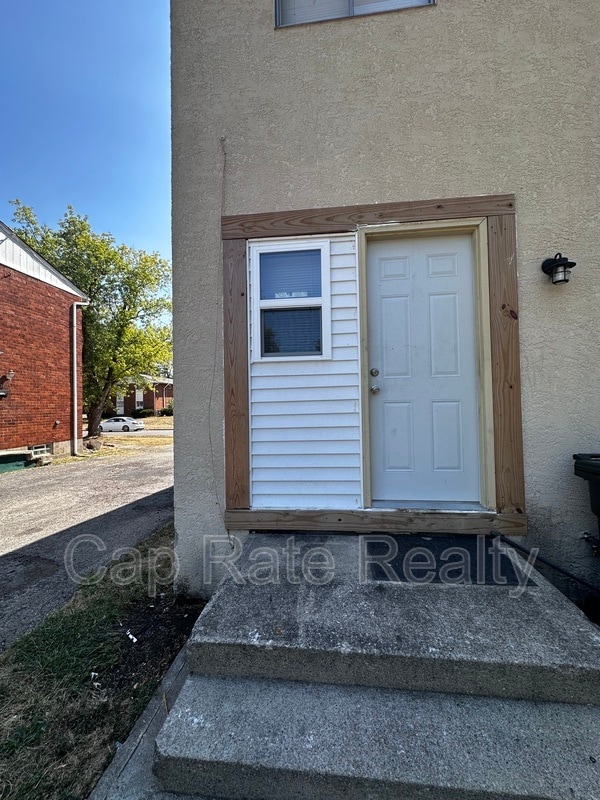 Building Photo - 1648 Smith Rd