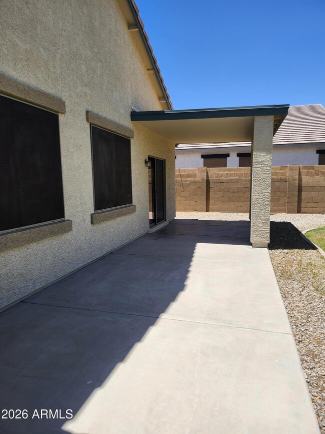 Building Photo - 17938 W Port Royale Ln