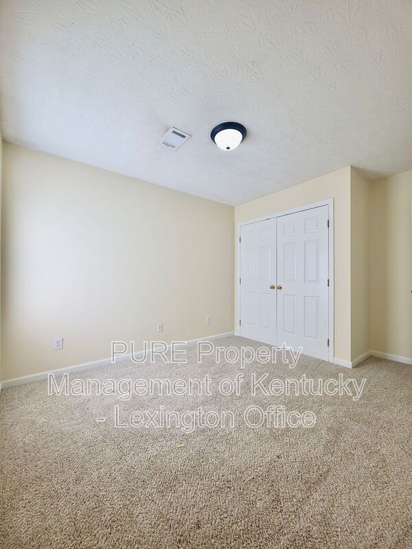 Building Photo - 168 Grinder Ct