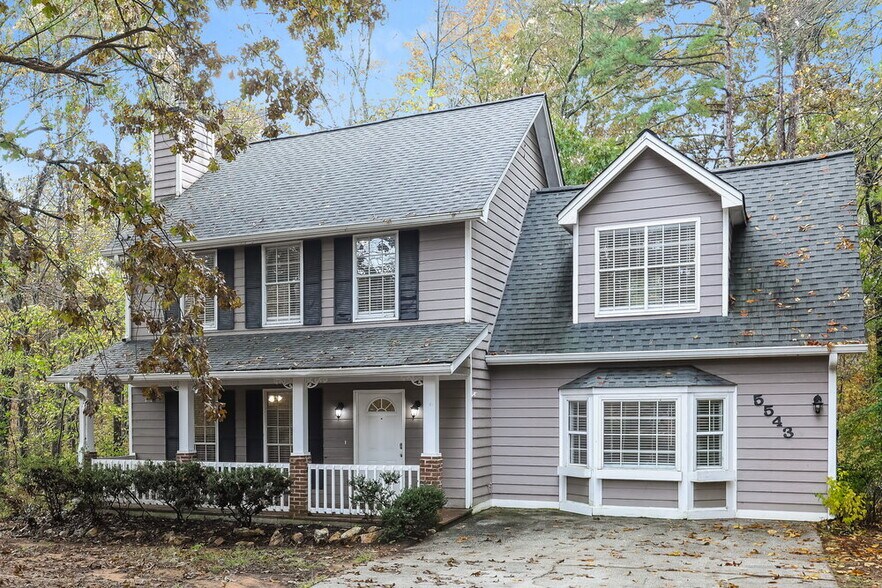 Building Photo - 5543 Dorsett Shoals Rd