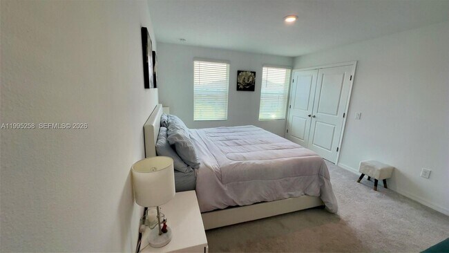 Building Photo - 3381 Composition St