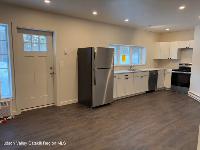 Building Photo - 3559 NY-32